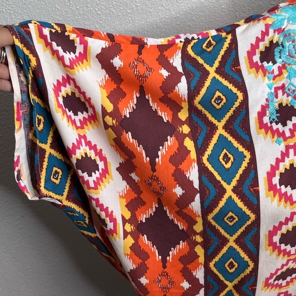 NWOT Savanna Jane Embroidered Aztec Boho Western Sz S Dolman Sleeve Blouse - Picture 7 of 11